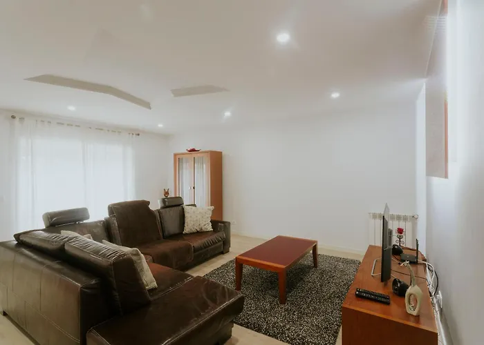 107 - Ferrel (Leiria)